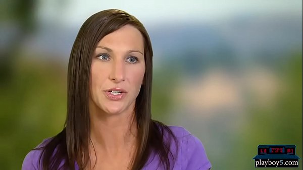 Una coppia sposata da molto tempo prova a scambiarsi con altre coppie